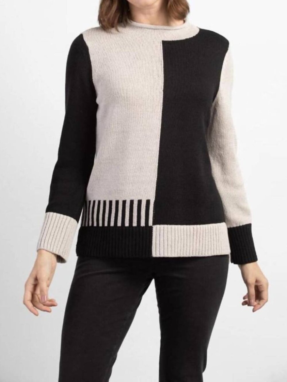 Habitat Ying Yang Piano Key Hi Lo Tunic Pullover in Black & Putty | Size S